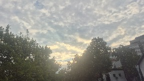 Promenljivo oblačno i toplo